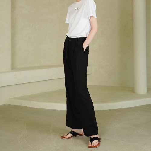 Linen Pintuck Semi-Wide Slacks _ Black