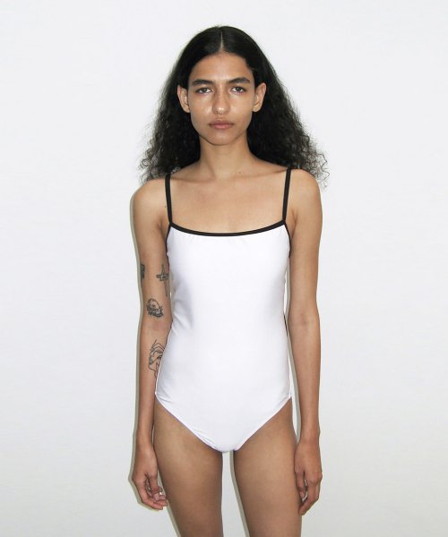 MUSINSA DIAGONAL COLOR BLOCK GLITTER SWIMSUIT white