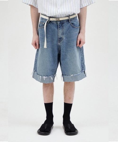 RAW TURN-UP SHORT JEANS - MID BLUE