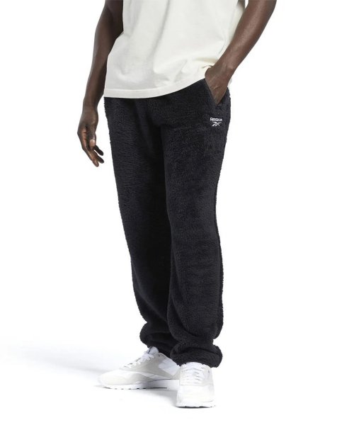 리복(REEBOK) CL F VECTOR SHERPA 팬츠 - 블랙 / IB8446