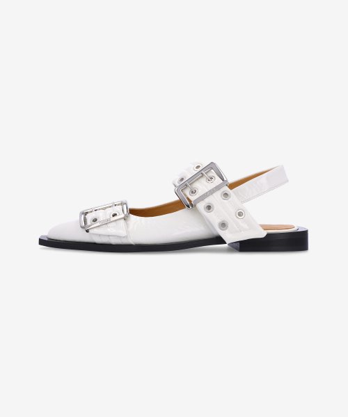 MUSINSA公式 | GANNI Women's Wide Welt Buckle Flat Shoes - White / S2065135