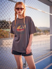 캘리포니아 반팔 티셔츠 [CHARCOAL] / SBC2U01022