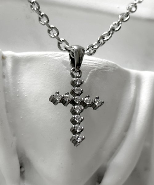 Marquis French Cross Pendant Christian Necklace in Silver, Gold & Rose –  B.BéNI® Christian & Jewish Jewelry