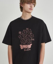 비 인 풀 블룸 티셔츠(Black)