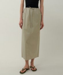 side pocket long skirt (light khaki)