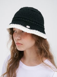 pendant knit bucket hat - black