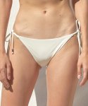로에(LEAUET) [Renewal] Lyla White Solid Bikini Briefs