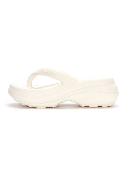 ☆MATIN KIM☆ MATINFOM FLATFORM FLIP FLOP 韓国発 大人気 MUSINSA | MATIN KIM MATINFOM FLATFORM FLIP FLOP IN BLACK