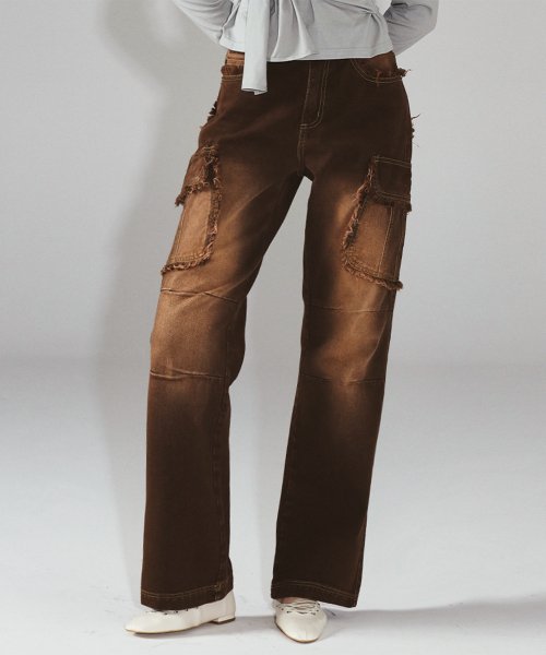 FRAYED POCKET DENIM PANTS DARK BROWN
