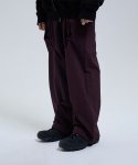 더콜디스트모먼트(THE COLDEST MOMENT) TCM nylon pinch pants (burgundy)