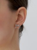 리엔느와르(leeENoir) Romance Mini Ribbon Earring (2color)