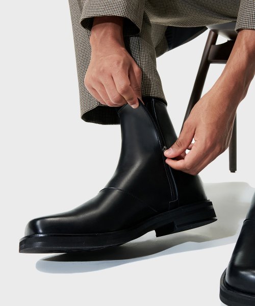 MUSINSA | FIRENZE ATELIER Minimal Square Toe Zip-up Boots