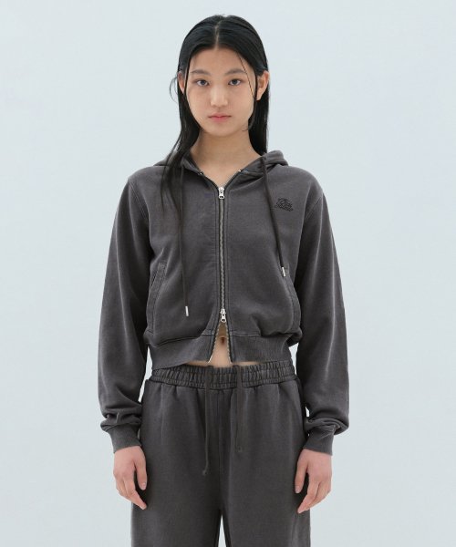 오아이오아이 컬렉션() 루프 스타 로고 크롭 후드 집업_차콜 그레이 상품 이미지