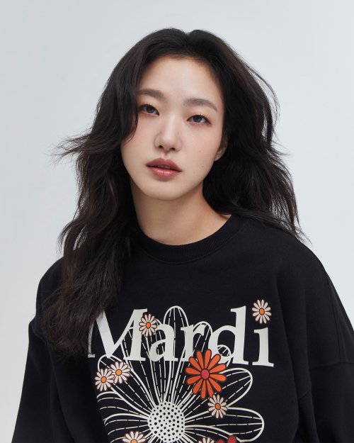 MUSINSA | MARDI MERCREDI SWEATSHIRT FLOWERMARDI BLOSSOM_BLACK CREAM