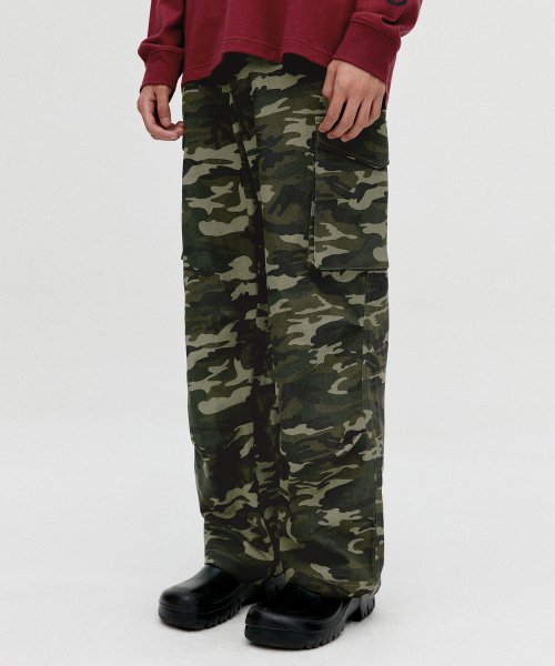 Khaki on sale camo pants