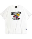 트립션(TRIPSHION) CHALENGE PILOT GRAPHIC 티셔츠 - 화이트
