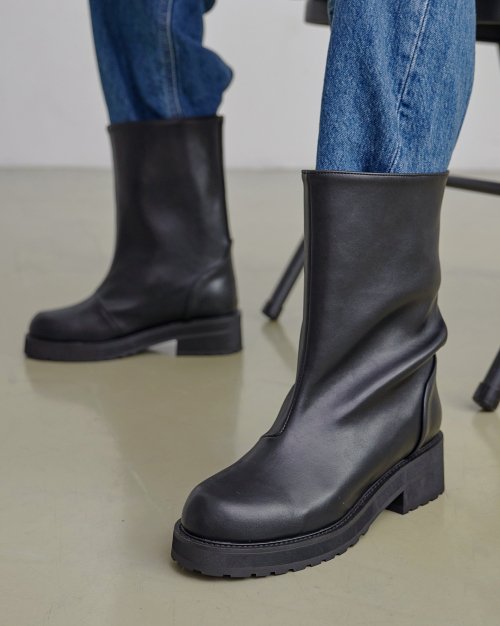 Half cut outlet boots