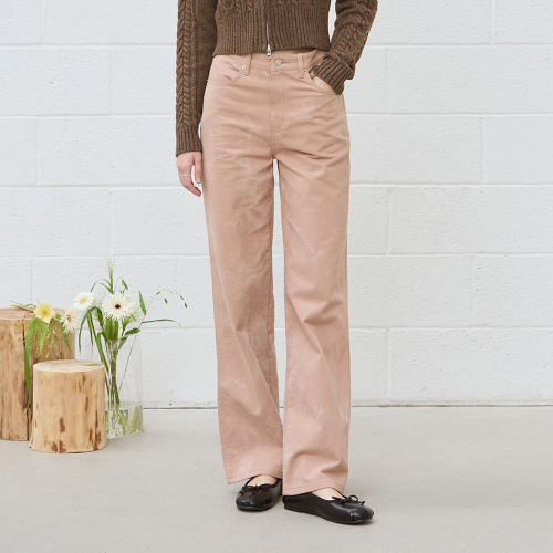 Свободные джинсы с отбеливанием [PALE PINK]
