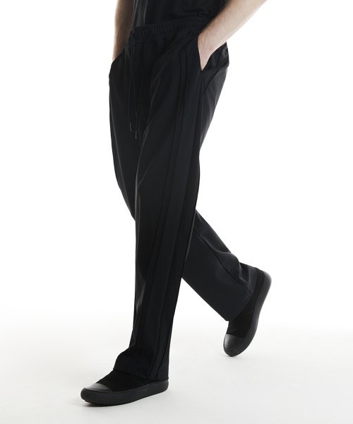 Спортивные брюки с защипами по бокам (Black)_ PD3PA0101