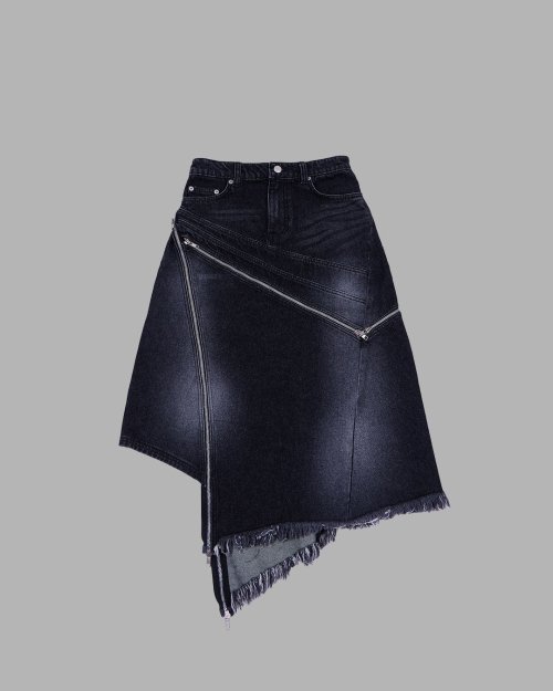 더뮤지엄비지터(THEMUSEUMVISITOR) DIAGONAL ZIPPER DETAILED