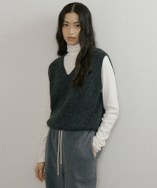 mix knit vest-charcoal
