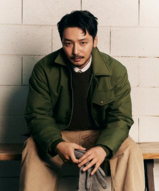 배우 변요한처럼 겨울에도 스타일리시하게