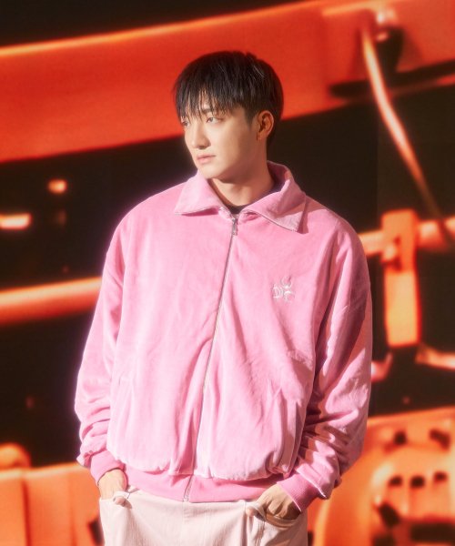 디오스피스(DAUSPICE) Signature Velour Zip-Up Pink - 사이즈 & 후기