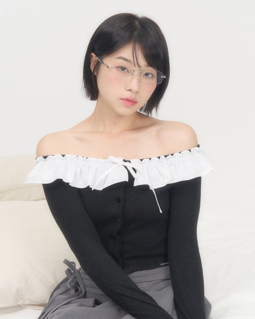 FRILL CROP CARDIGAN (BLACK)