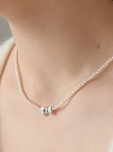 유니제이(UNI.J) Petite Ribbon Pearl Silver Necklace In497 [Silver]