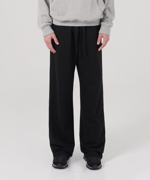 Свободные спортивные штаны Rough Wide (Black)