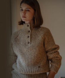 Henryneck long sleeve knit_Beige