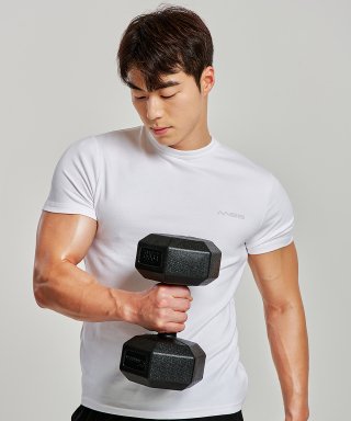 무탠다드 스포츠, 여름 폼 미쳤다!