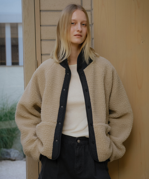 Reversible Collar point boucle jumper_Beige