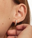 먼데이에디션(MONDAY EDITION) Glittering Golden Hoop Earrings (Small)