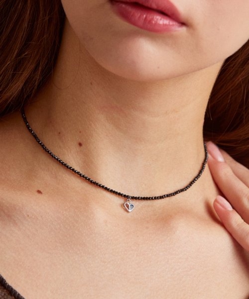 Half love with black spinel surgical necklace