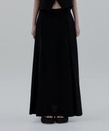Gored Maxi Skirt [ Black ]