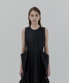 Drape Pocket Sleeveless Dress [ Black ]