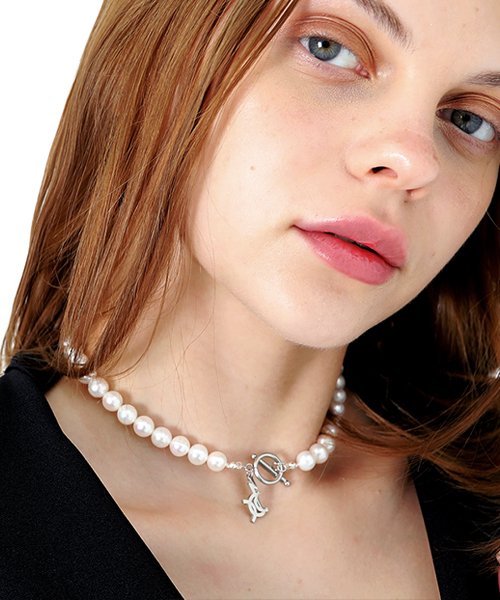 담수진주 로고 목걸이 _ Pearl Logo Necklace