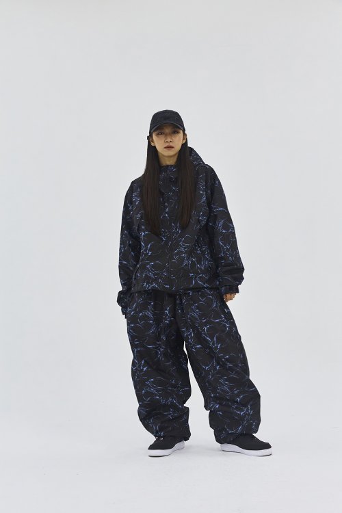 ビーエスラビット❣️BSR SHINE BIB PANTS NAVY Sサイズ ビーエスラビット❣️BSR SHINE BIB PANTS NAVY Sサイズ ビーエス