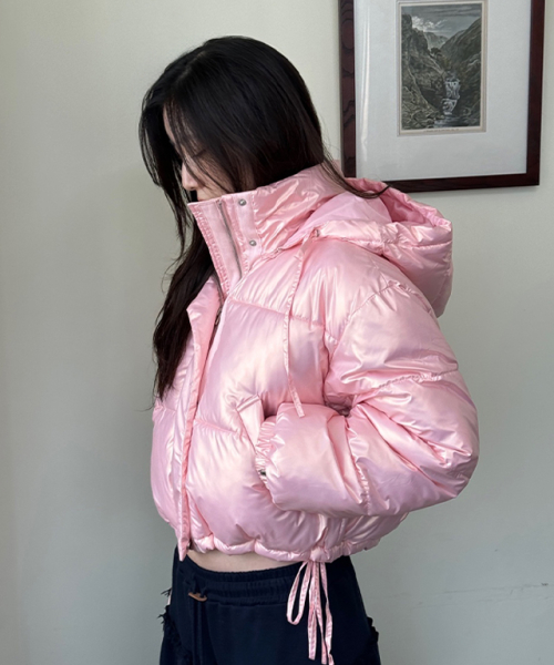 론론(RONRON) STRING HOODIE SHORT ECO PADDING GLOSSY PINK