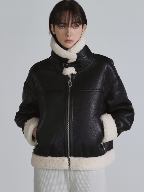 FAUX 퍼 하이넥 무스탕 쟈켓 [블랙/아이보리]