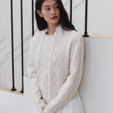 CABLE CROCHET KNIT_IVORY