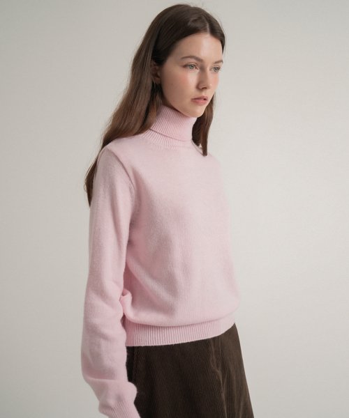 Baby pink sales turtleneck sweater