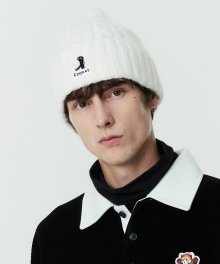 [LESSER PANDA] SILHOUETTE LESSER LOGO CABLE KNIT BEANIE IVORY