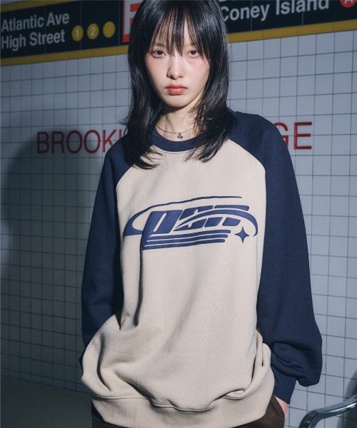 CPGN STUDIO】Shooting Logo Raglan Sweatshirt-