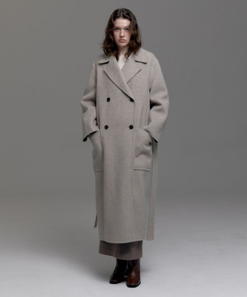 Classic single sales breasted coat