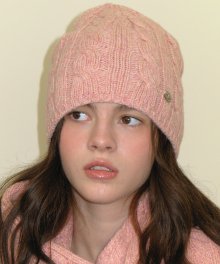 pendant cable beanie - pink