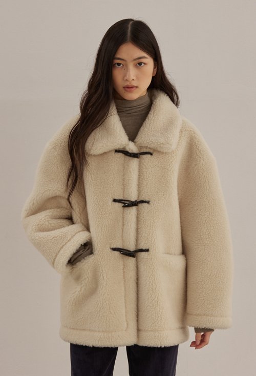 ムートン・ファーコート MangoManyPlease NAVAN DUFFLE HALF COAT_2colors 망고매니플리즈(MANGO MANY PLEASE) NAVAN DUFFLE HALF COAT
