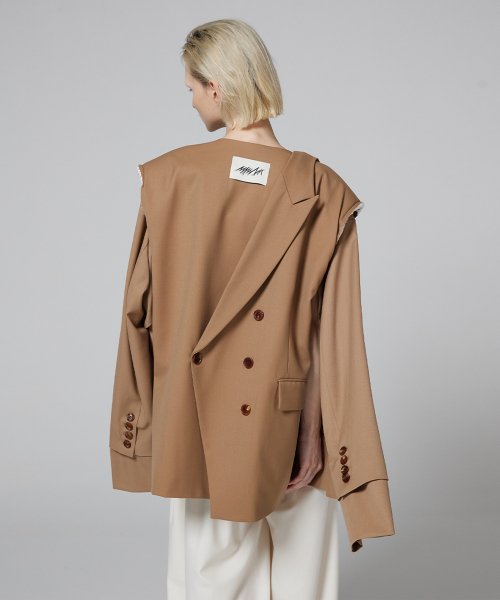 Signature off sleeve origami blazer
