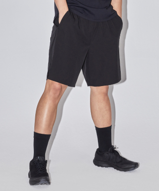 무탠다드 스포츠, 여름 폼 미쳤다!